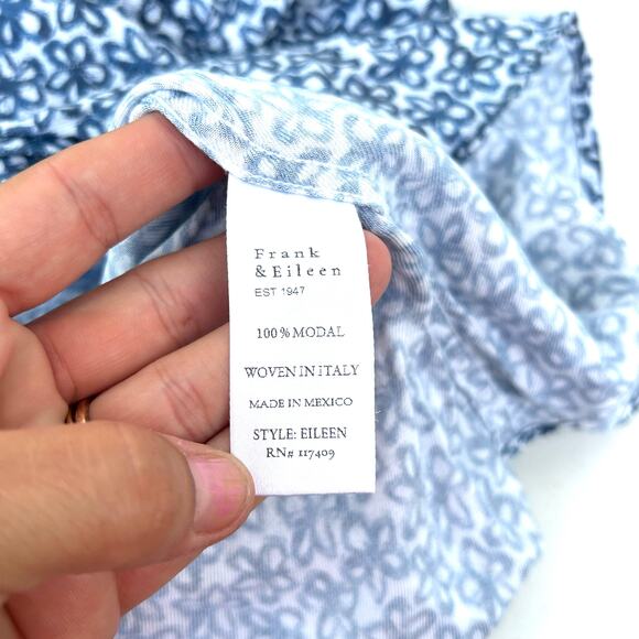 Frank & Eileen Modal Flower Floral Blue Eileen Button Down Shirt Top Small - Picture 6 of 8
